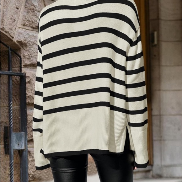 NWOT-Zesica Turtleneck Long Sleeve Strip Ribbed Knit Oversized Sweater - Picture 15 of 15